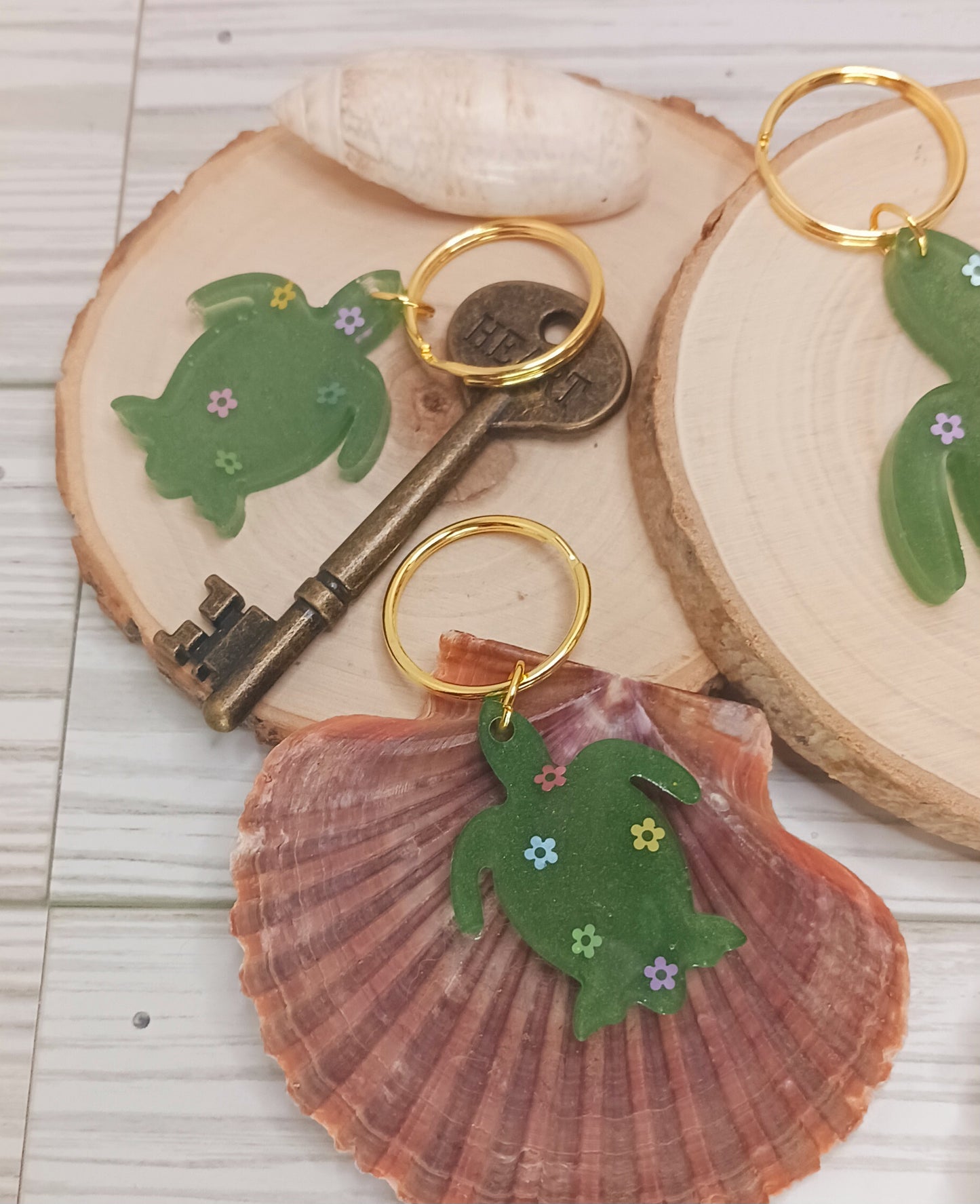 Flower Green Sea Turtle Resin Keychain